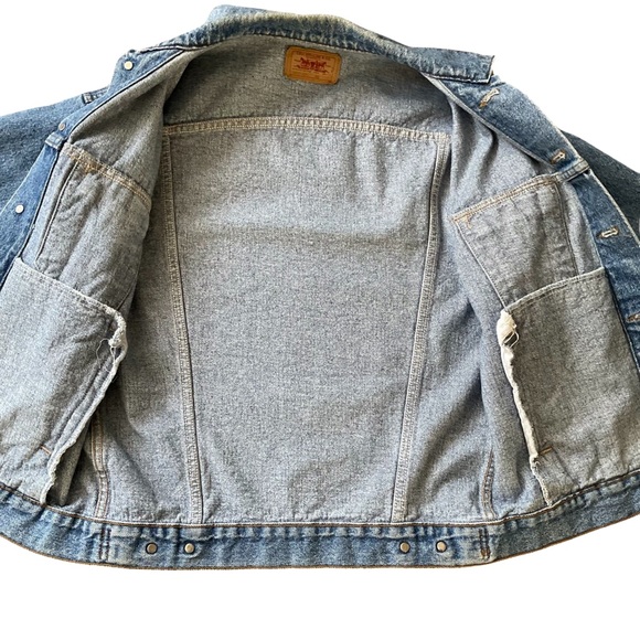 Vintage Levi men’s blue jean jacket size small like new - Picture 3 of 6